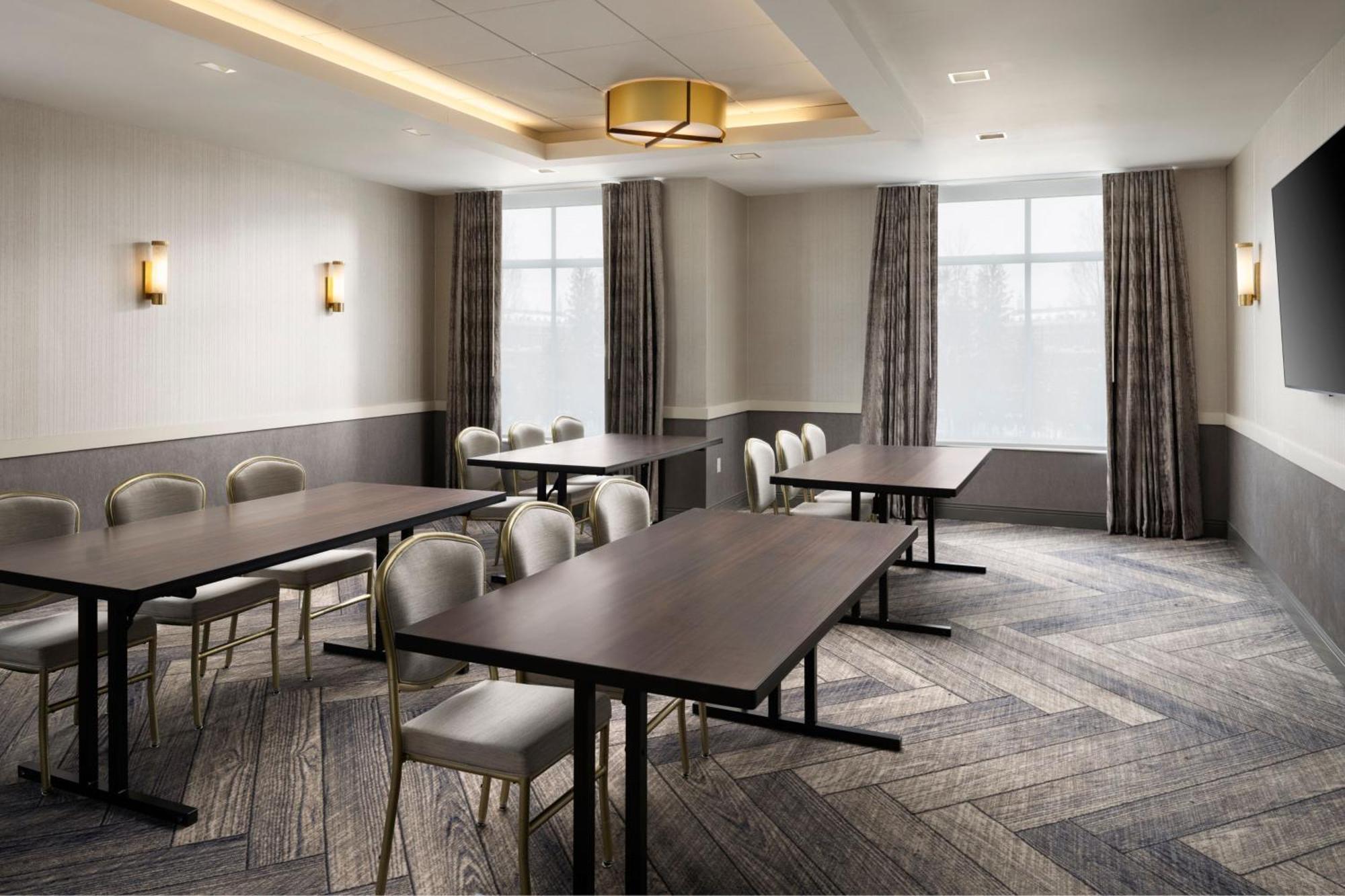 At Bellefield By Marriott 3* Hyde Park