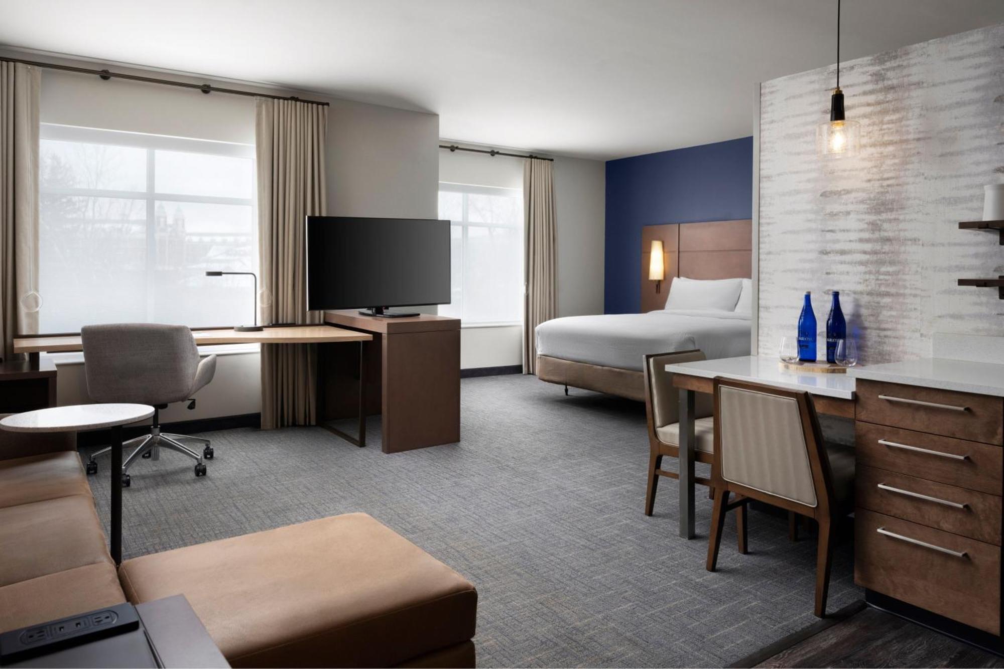 At Bellefield By Marriott Hyde Park